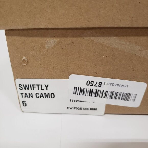 Steve Madden Swiftly Sneaker in Tan Camo - Size 6 - Picture 10 of 11